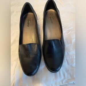 Size 11W black loafers.